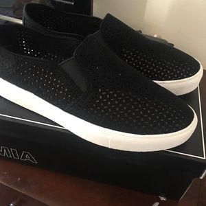 NWT MIA Black slip-on’s